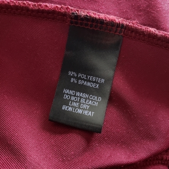 🎄Lulu's Crushin' It Burgundy Velvet Maxi Dress, Size XS - Picture 9 of 9